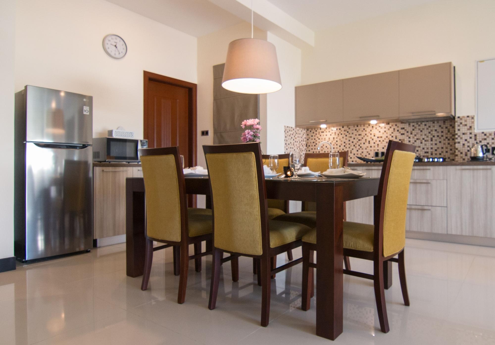 Apartemen Rococo