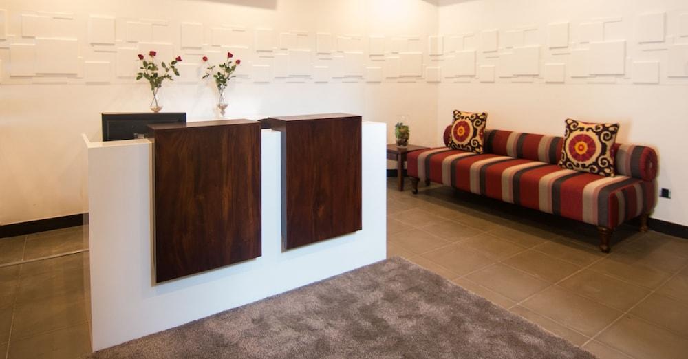Rococo Apartemen
