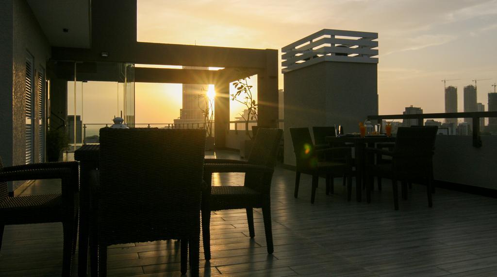 Apartemen Rococo